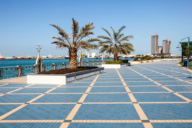 2-Day Abu Dhabi City Tour and Desert Safari with BBQ Dinner - Short stops reveal Abu Dhabi’s modern face