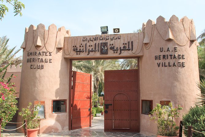 2-Day Abu Dhabi City Tour and Desert Safari with BBQ Dinner - BBQ dinner and shows close the evening