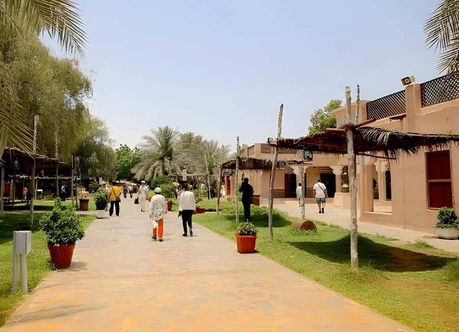 2-Day City Tour: Dubai & Abu Dhabi + Yacht Experience - FAQ