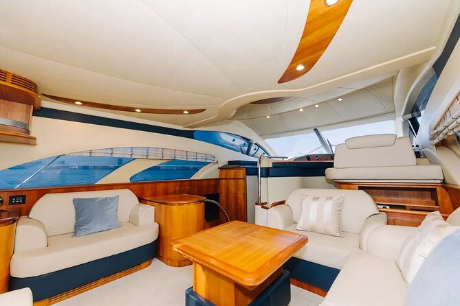 2 hour Private Yacht Tour with Dubai Marina Skyline View - How the private group format affects value