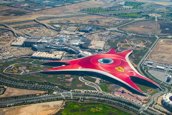 2 Parks in Yas Island Abu Dhabi - Who will get the most from this pass?