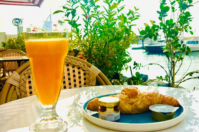30-Min Jet Ski Tour: English Breakfast, Burj Al Arab View Bliss - What happens before you start the engine