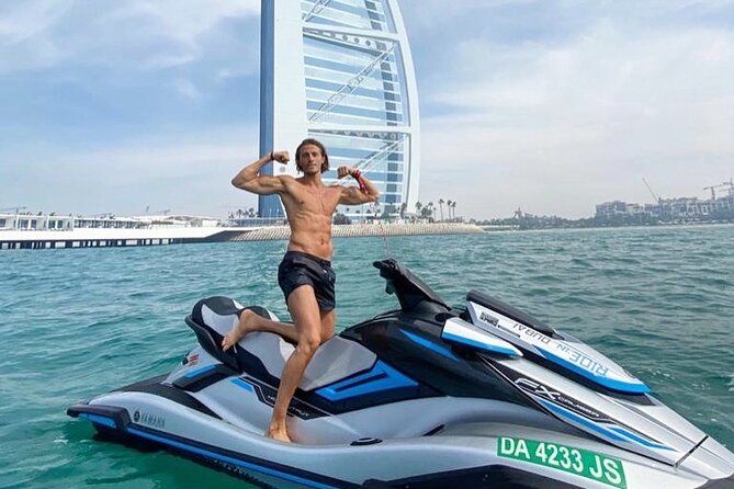 30mins Burj Al Arab Jetski Tour - What the guide adds to a short tour