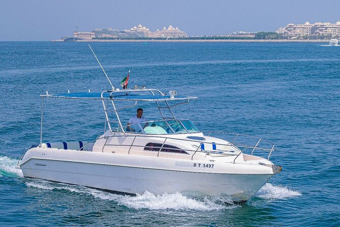 33Ft Private Yacht Rental On New Year's Eve 2025 - What a 9 p.m. yacht outing really offers