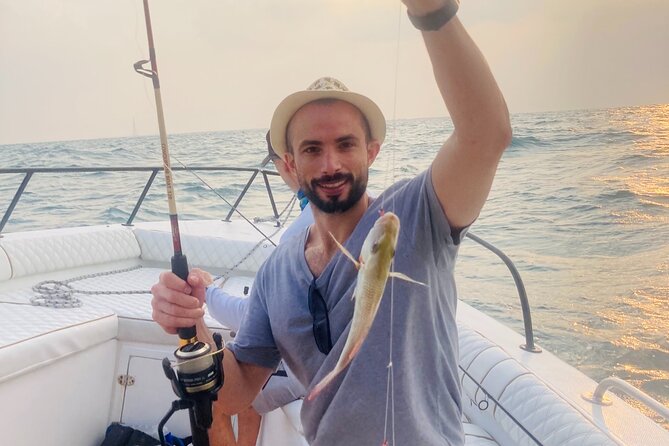 4-Hour Private Deep Sea Fishing Trip - Choosing between the 29ft and 32ft Arabian Craft boats