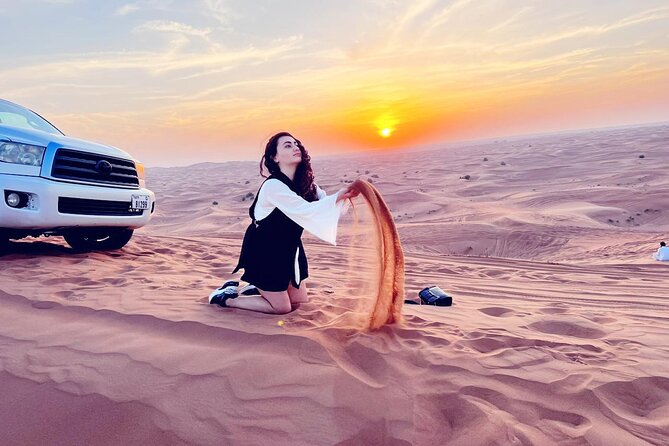 4X4 Dubai Desert Safari with BBQ dinner, Camels & Live Show - Lahbab’s 20-minute dune-bashing run