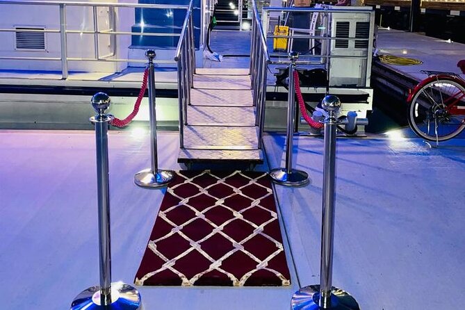 5 Star Luxury Catamaran Dinner Cruise in Dubai Marina - Buffet dinner, drinks, and the dining experience
