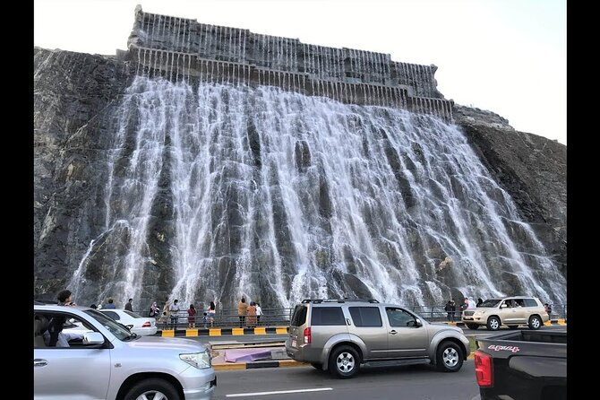 6 Emirates Private Tour From Dubai In One Day - Fujairah changes the scenery