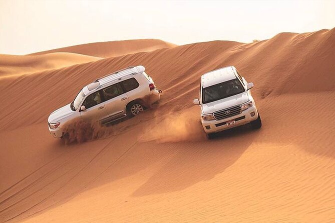 7-hour Small Group 4x4 Desert Safari Tour with Buffet Dinner in Dubai - Key points at a glance