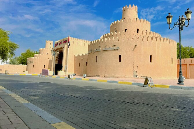 8 Hours Al Ain City Tour without lunch - Sheikh Zayed Palace Museum, with an important closure
