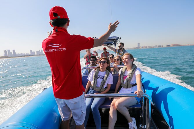 90 Minutes Speedboat Tour: Marina, Atlantis, Palm & Burj Al Arab - Commentary, crew, and photo help