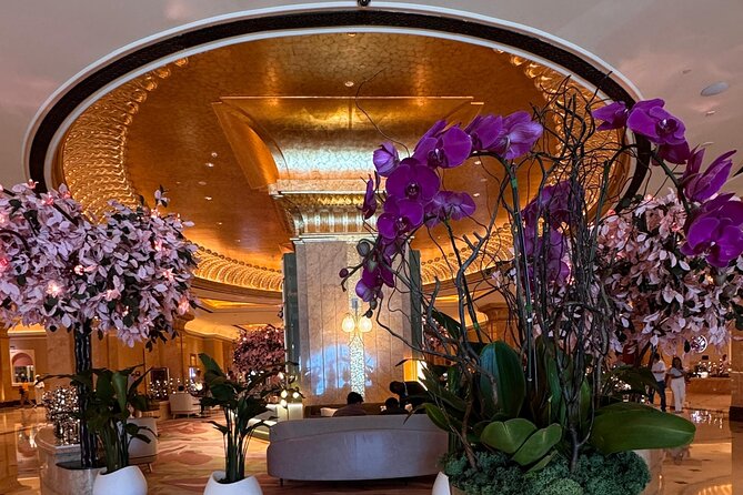 Abu Dhabi Airport Stopover, Transit or Layover Tour - Emirates Palace adds a dose of Abu Dhabi luxury