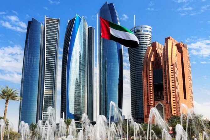 Abu Dhabi City Full Day Sightseeing Tour From Dubai - Heritage Village offers a quick look at old Abu Dhabi