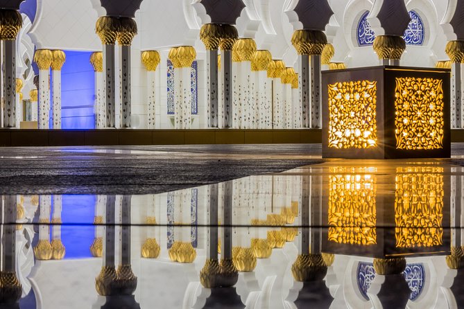 Abu Dhabi City Tour and Desert Safari - From Abu Dhabi’s city center to the open desert