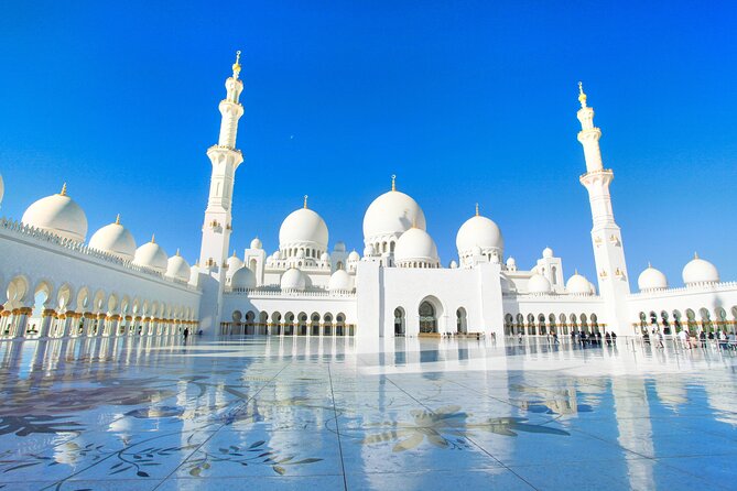 Abu Dhabi City Tour From Dubai - Yas Island and Ferrari World photo stop