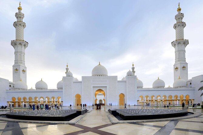 Abu Dhabi City Tour From Dubai With Hotel Pickup - Marina Mall and the unpaid lunch break