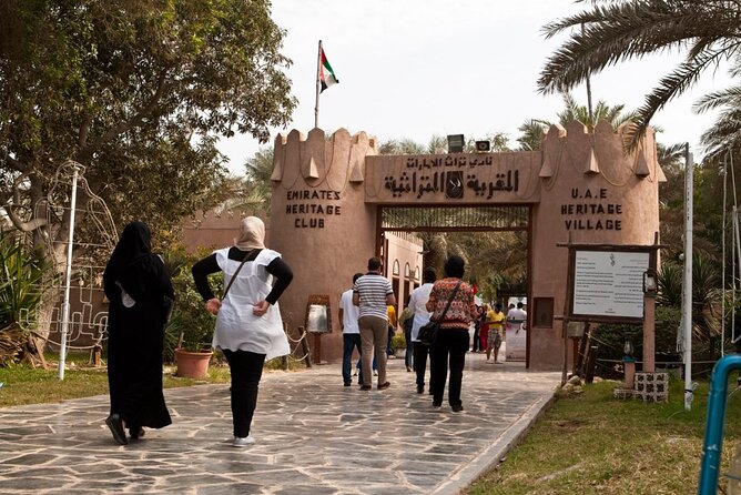 Abu Dhabi City Tour Full Day - Qasr Al Watan and the limits of the schedule