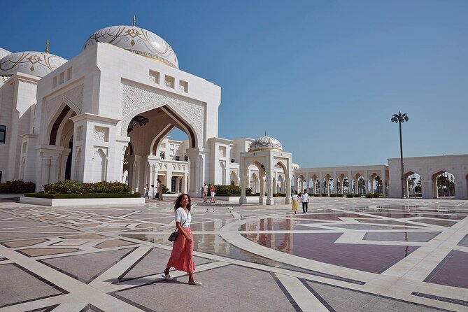 Abu Dhabi City Tour Full Day - Saadiyat Island and the modern cultural side