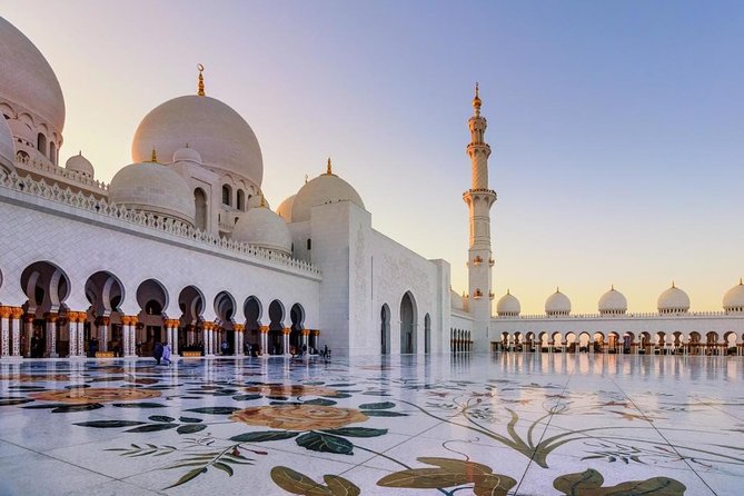 Abu Dhabi City Tour, Grand Mosque, Emirates Palace & The Louvre - The dates market is brief but worth a look