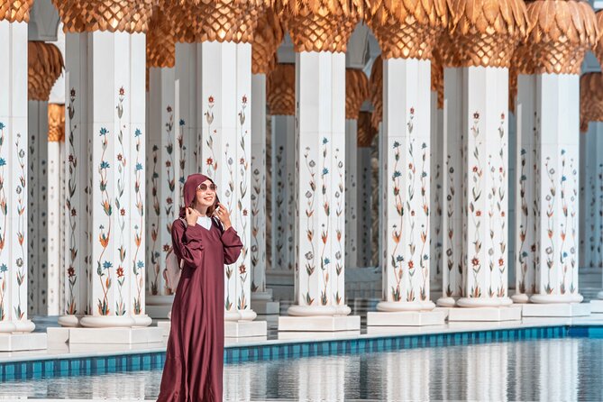 Abu Dhabi City Tour: Grand Mosque, Palace, Souk, Louvre & Ferrari - The Corniche and the city’s grand waterfront