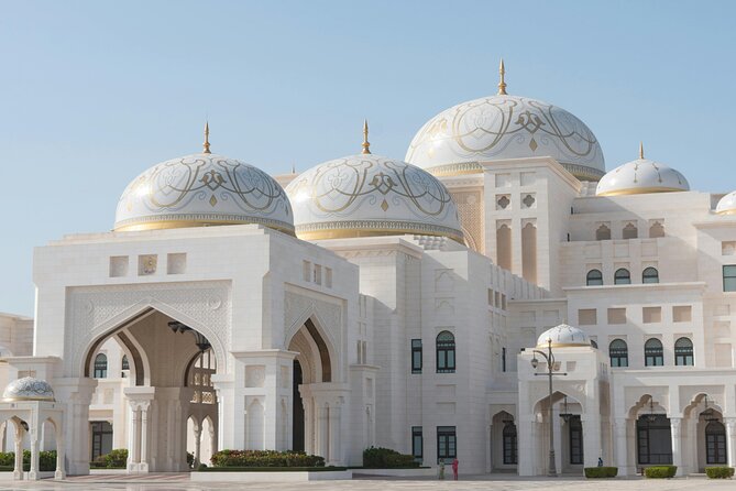 Abu Dhabi City Tour: Grand Mosque, Palace, Souk, Louvre & Ferrari - Saadiyat Island and Louvre Abu Dhabi