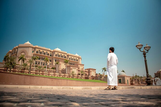 Abu Dhabi City Tour: Grand Mosque, Palace, Souk, Louvre & Ferrari - Ferrari World and the Yas Island finale