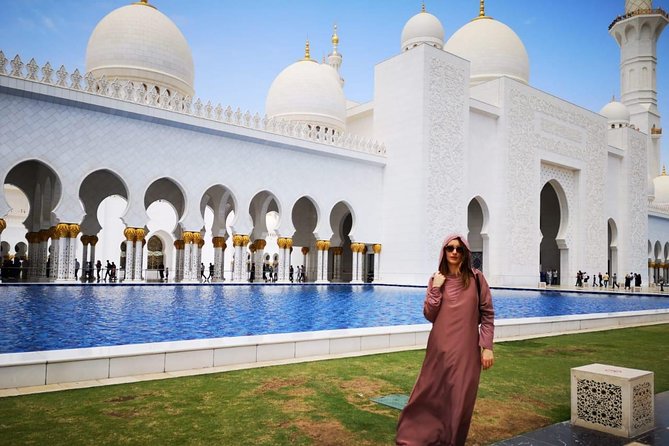 Abu Dhabi City Tour (Grand Mosque & Qasr Al Watan) - Why Abu Dhabi makes a good day from Dubai