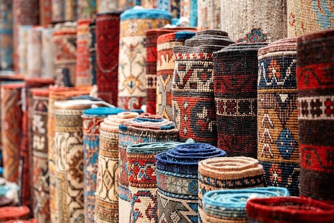 Abu Dhabi City Tour in a 4x4 Shared Vehicle - Dates, carpets, and practical souvenir shopping