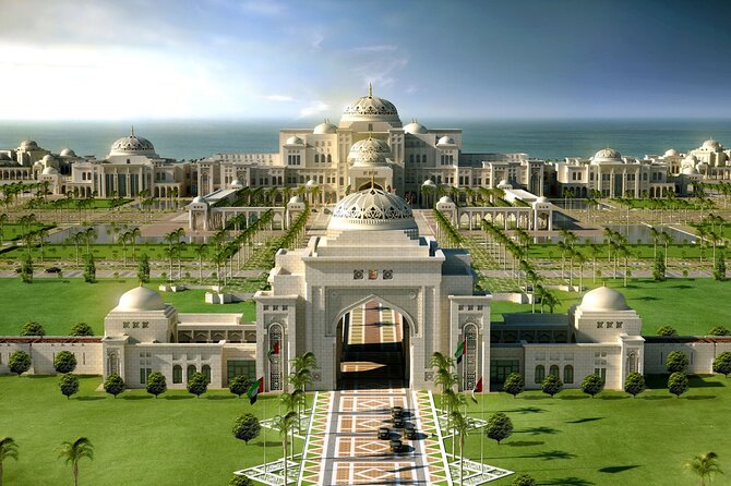 Abu Dhabi City Tour Private - Emirates Palace and the royal side of Abu Dhabi