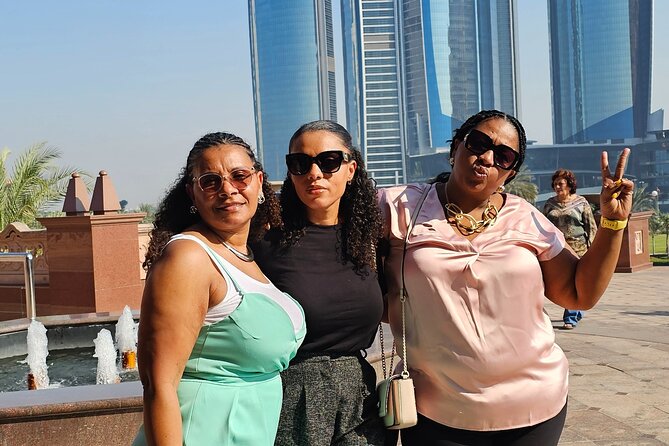 Abu Dhabi City Tour :Qasr Al Watan, Emirates Palace, Mosque - Emirates Palace is a quick look at luxury