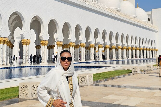 Abu Dhabi City Tour :Qasr Al Watan, Emirates Palace, Mosque - Heritage Village adds a traditional counterpoint