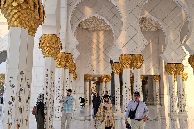 Abu Dhabi City Tour :Qasr Al Watan, Emirates Palace, Mosque - Qasr Al Watan shows Abu Dhabi at its most formal