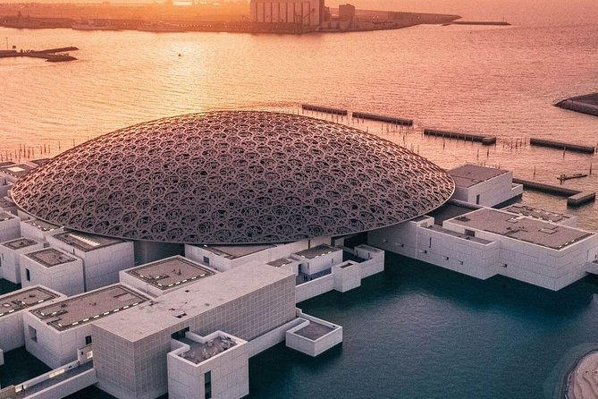 Abu Dhabi City Tour with Ferrari Park - The dates market adds a local shopping stop