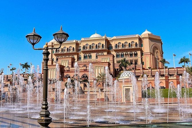 Abu Dhabi City Tour with Ferrari world & Buffet Lunch - What the $195.39 price really covers