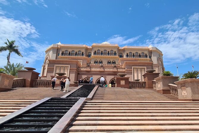 Abu Dhabi City Tour with Gold Coffee: A Taste of Luxury & Culture - Booking, cancellation, and useful planning
