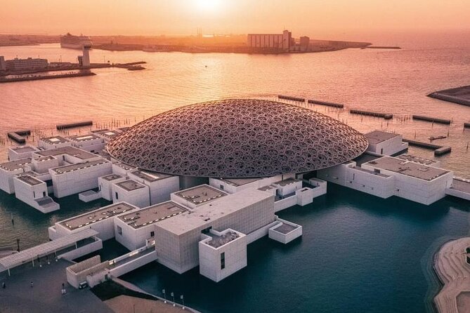 Abu Dhabi City Tour with Louvre Museum from Dubai Small Group - Marina Mall: a practical lunch break