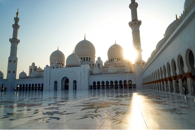 Abu Dhabi City Tour With Shaikh Zayed Grand Mosque. - The Dates Market adds a more everyday Abu Dhabi