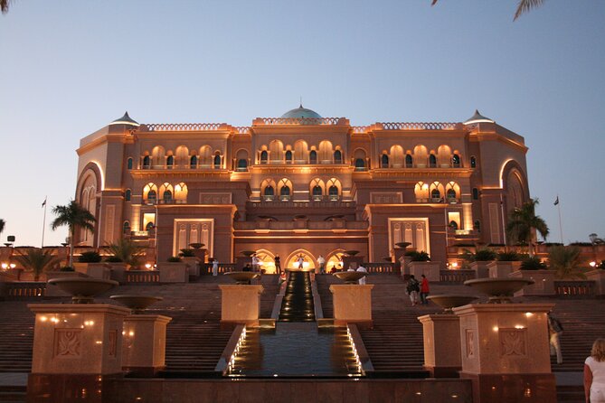Abu Dhabi City Tour With Shaikh Zayed Grand Mosque. - Heritage Village offers a small window into older life
