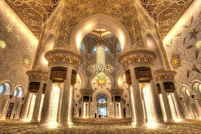 Abu Dhabi Day Tour From Dubai with Sheikh Zayed Grand Mosque - Marina Mall is your lunch window