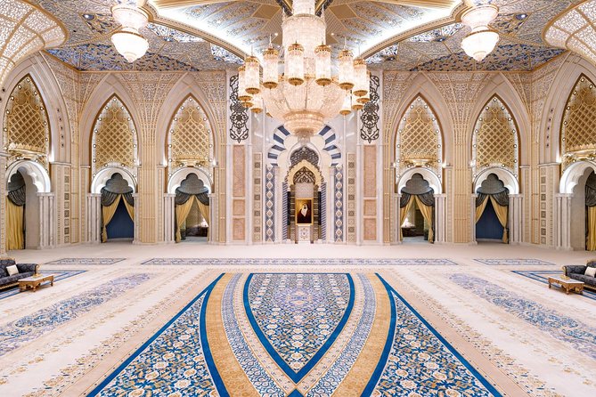 Abu Dhabi Day Tour From Dubai with Sheikh Zayed Grand Mosque - Dates, carpets, and the shopping question