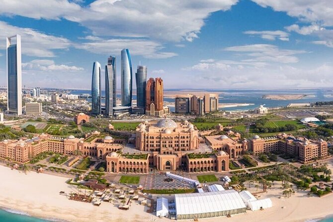 Abu Dhabi Full Day Sightseeing Tour From Dubai - Emirates Palace: grand interiors and limited time