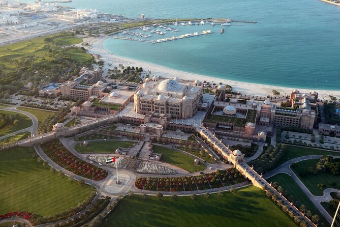 Abu Dhabi Full day Tour without lunch from Dubai - The Dates Market adds a small taste of daily culture