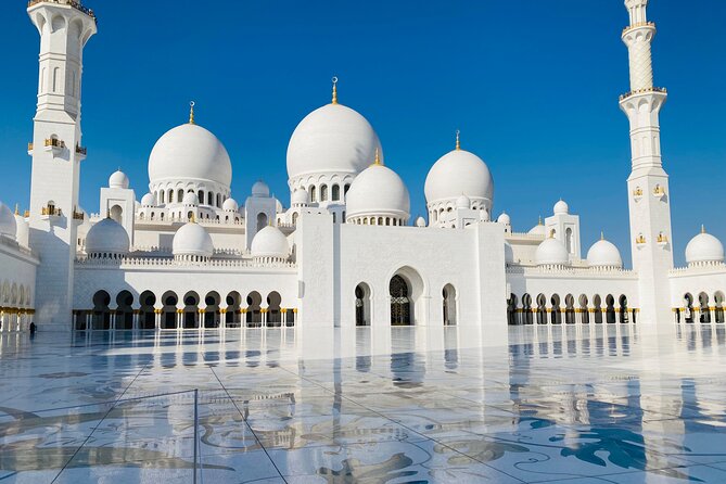 Abu Dhabi Half Day City Tour Sharing Experience - Heritage Village: a quick look at life before rapid modernization