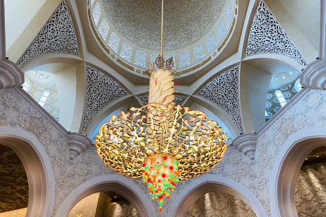 Abu Dhabi Half Day City Tour Sharing Experience - The guide can shape the whole experience