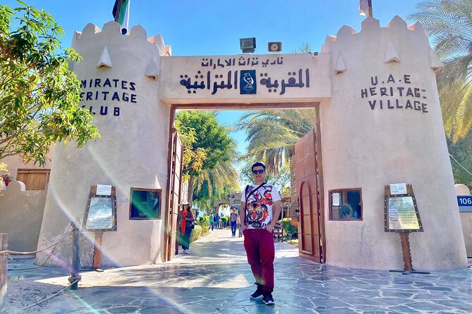 Abu Dhabi Half Day City Tour Sharing Experience - Emirates Palace Marina: 45 minutes of polished excess