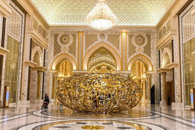 Abu Dhabi Half Day City Tour - Dates, gold, and the shopping stops