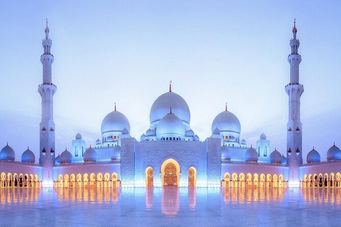 Abu Dhabi Premium Full-Day Sightseeing Tour From Dubai - Emirates Palace is a grand photo stop