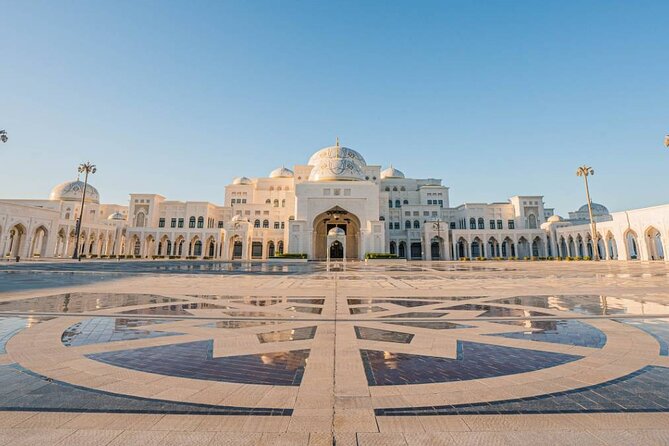 Abu Dhabi Private City Tour - Sheikh Zayed Grand Mosque deserves the longest stop