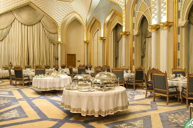 Abu Dhabi Sheikh Zayed Grand Mosque, Louvre, Qasr Al Watan Palace - Timing, transport, and comfort
