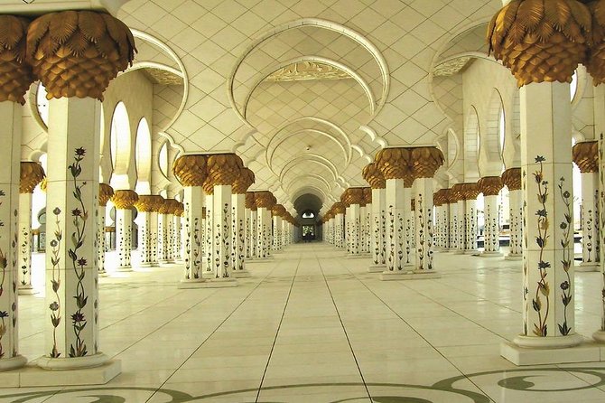 Abu Dhabi Sheikh Zayed Grand Mosque, Louvre, Qasr Al Watan Palace - Who will get the most from this tour